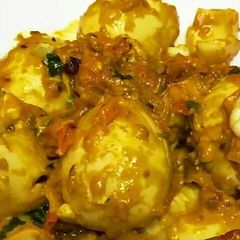 A picture of Egg masala.