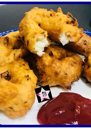A picture of Breakfast Vadas.