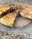 Tortilla de papa rosti rellena de muslitos de pollo, verdeo y champiñones 🥮
