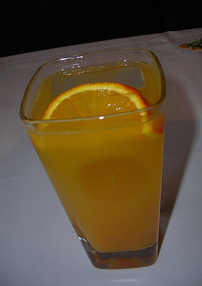 Una foto de Zumo de naranja para fortalecer el sistema inmunológico