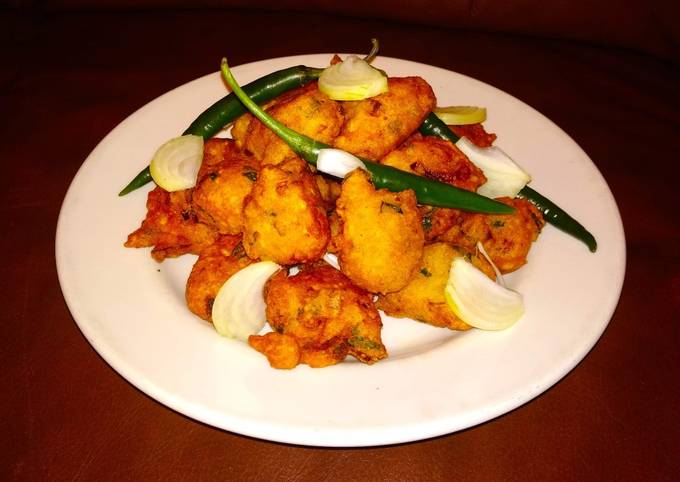 Moong dal pakora Recipe by Raghini Phad - Cookpad