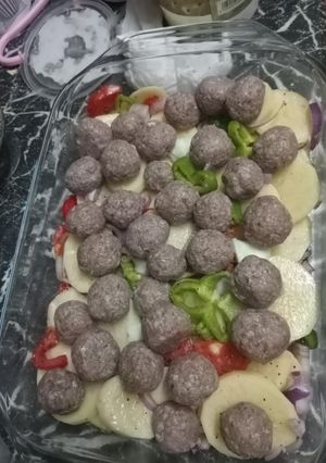 صورة لوصفة صينية بطاطس بكرات اللحمة👌