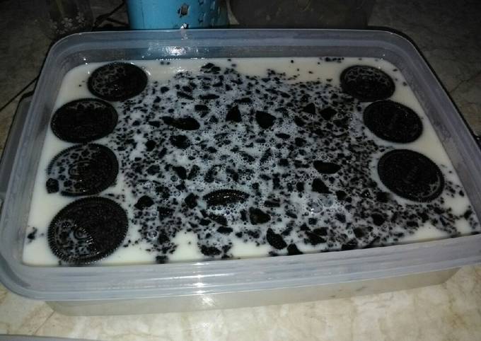 Puding oreo