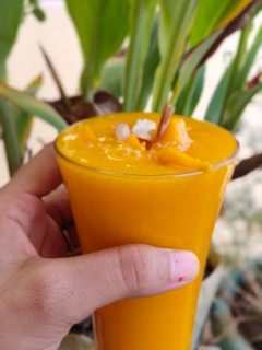 मैंगो जूस (Mango juice recipe in hindi) रेसिपी मुख्य फोटो