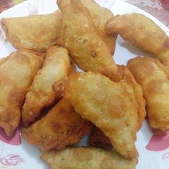 A picture of Gujjia.