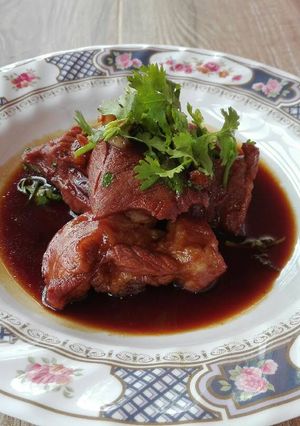 รูปของ หมูต้มน้ำปลา