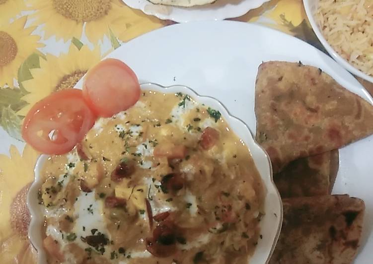 Simple Way to Prepare Quick Hyderabadi blanched with veggies and creamy makhni gravy