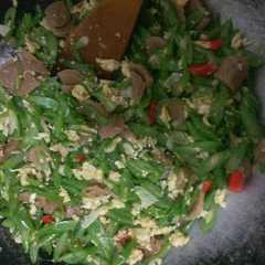 รูปของ Oseng buncis telur bakso