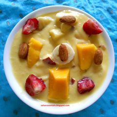 A picture of Mango Puree Fruit Salad without Custard.