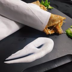 A picture of Sechzwan Frankie Roll.