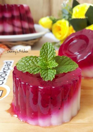 Foto resep Puding Buah Naga Lapis Susu
