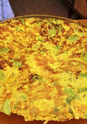 Foto principal de Tortilla jugosa de calabacín con queso feta y tomillo