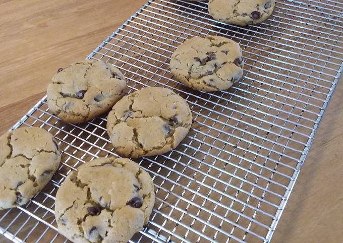 Peanut butter oatmeal cookies