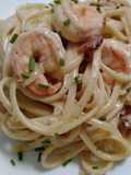 Shrimp and bacon linguine in sour cream sauce