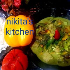 Veg Thai Green Curry 🥗🌶️🧄 A picture of Veg Thai Green Curry 🥗🌶️🧄.