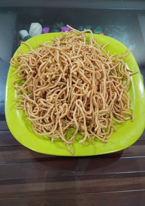 बेसन के सेब (besan ke sev recipe in Hindi) रेसिपी मुख्य फोटो