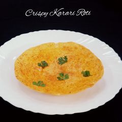 A picture of Crispy Karari Roti.