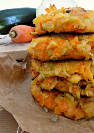 Una foto de Fritters de colinabo
