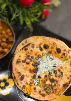 पनीर परांठा(तंदूरी) रेसिपी मुख्य फोटो