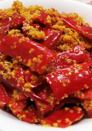 A picture of Red Chilli Pickle.