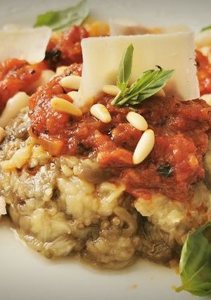 Una foto de Melanzane alla parmigiana (Berenjenas a la parmesana)