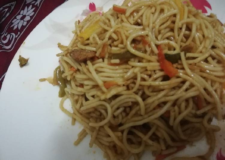 Step-by-Step Guide to Prepare Super Quick Homemade Street style chicken chow mein