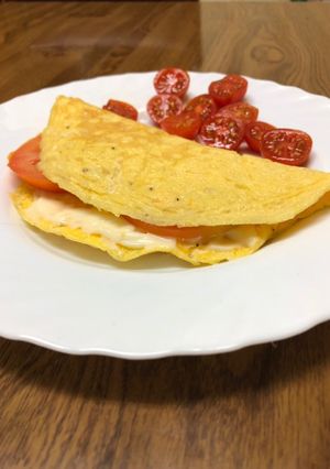 Una foto de Torti-creppe de tomate y queso