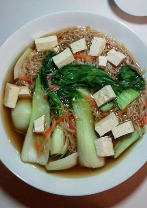 A picture of Vegetable Vermicelli Soup (oil-free and gluten-free).