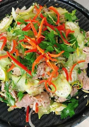 Hình của món Nộm bò bóp thấu.