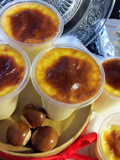 Una foto de Leche Asada en Vasitos Descartables
