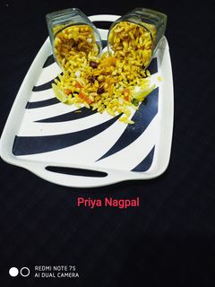 आलू मुरी (aloo muri recipe in hindi) रेसिपी मुख्य फोटो
