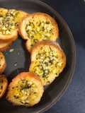 15 min Garlic Bread
