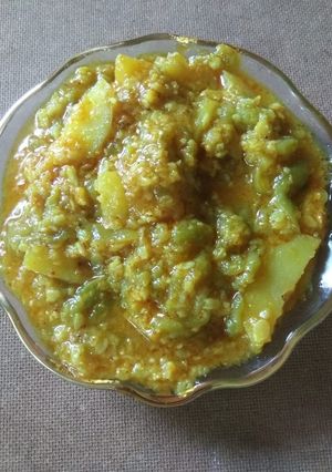 A picture of Ghinga aalo ki sabji.