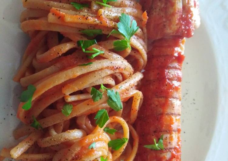 Linguine integrali con sugo di cannocchie (o cicale)