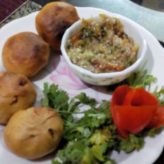 A picture of Litti chokha.
