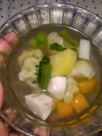Langkah Gampang Menyiapkan Resep Sup warna warni Mudah yang Enak Banget Anti Ribet, Menggugah Selera