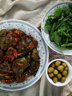 عکسی از دستور دلمه برگ مو