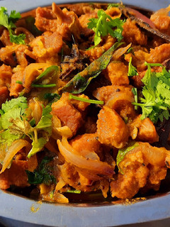 மட்டன் வறுவல்(mutton varuval recipe in tamil) செய்முறை முக்கிய புகைப்படம்