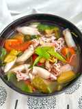Canh Mực Nấu Lá É