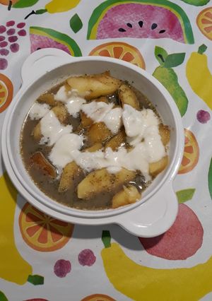 Foto principal de Trampantojo. Patatas fritas con salsa de perejil y queso griego