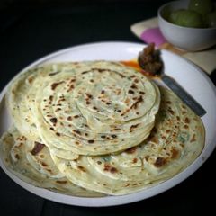 A picture of Lachha Paratha.
