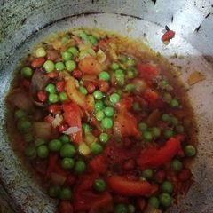 A picture of Matar sabji.