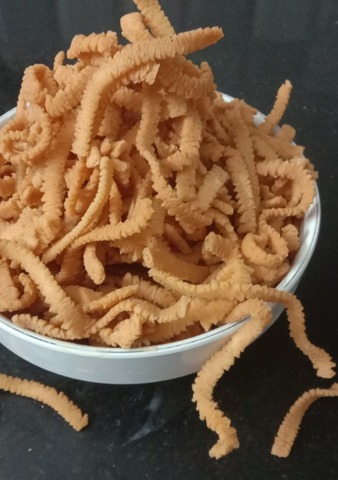 சோள மாவு நாடா.. (Cornflour naada or ribbon pakkoda) செய்முறை முக்கிய புகைப்படம்
