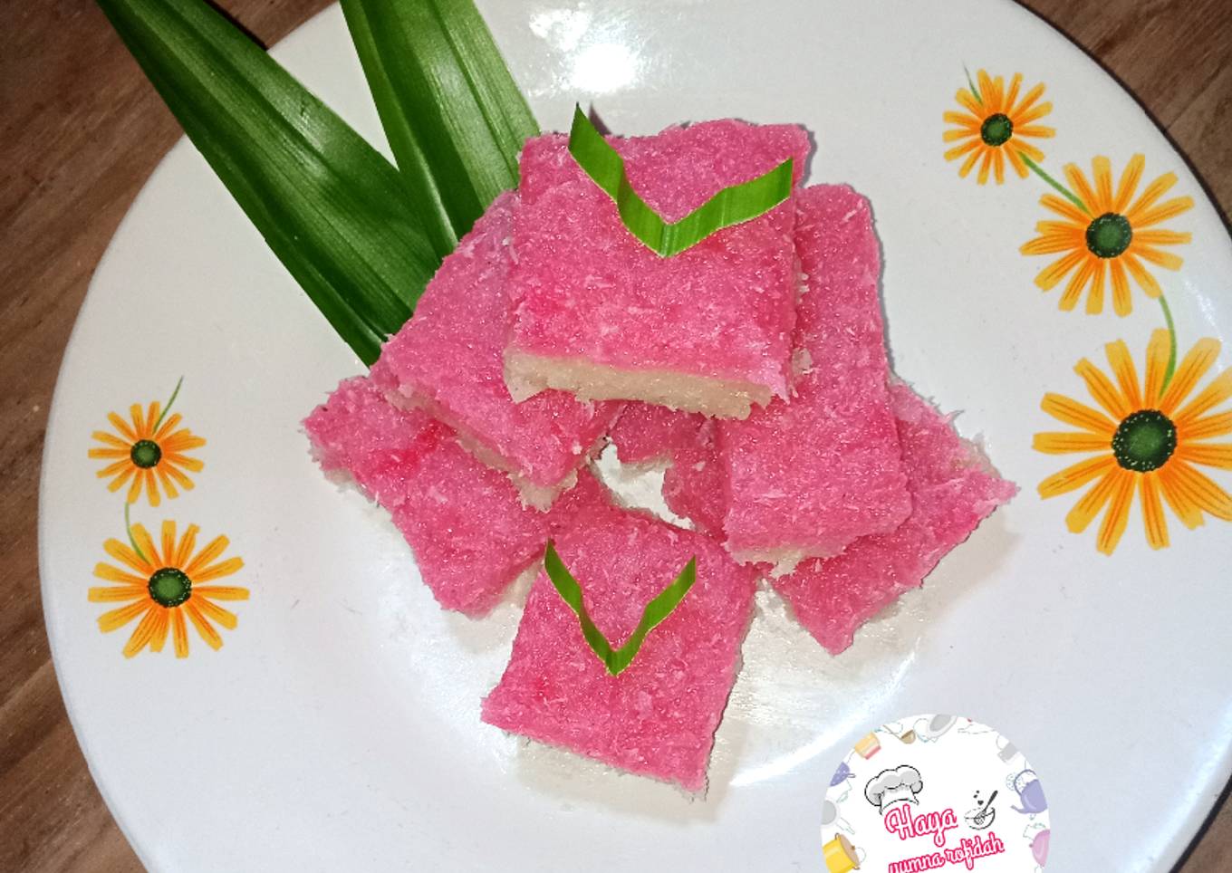 Kue sengkulun tepung ketan