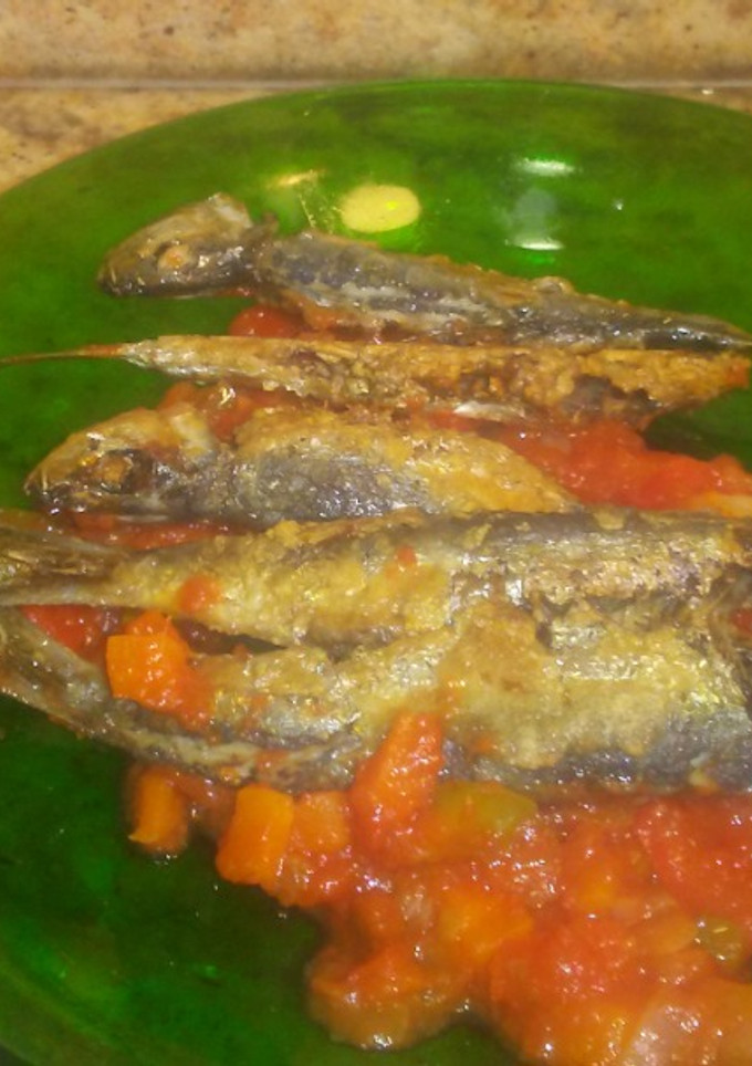 Una foto de Sardinas con tomate
