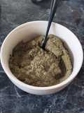 Pesto de albahaca seca