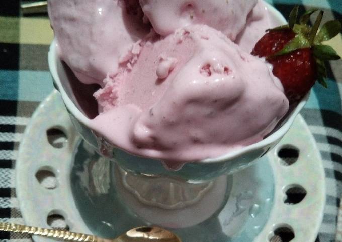 Strawberry Icecream