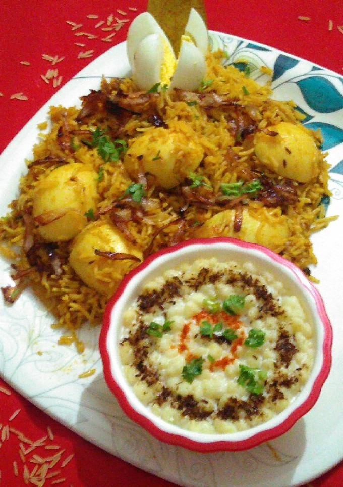 A picture of Egg biryani.