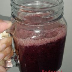 A picture of Black Grapes Cooler.
