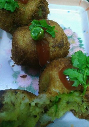 A picture of Bread roll.